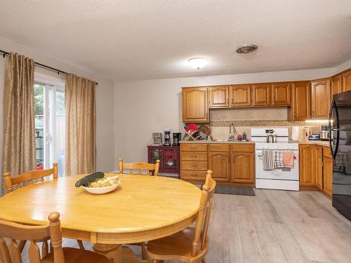 80 Peter Street, Thunder Bay, ON - Indoor