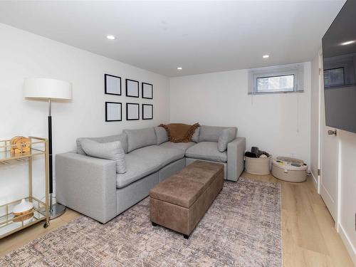55 Ray Boulevard, Thunder Bay, ON 