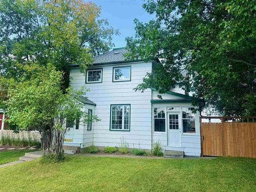 324 Third St S, Kenora, ON 