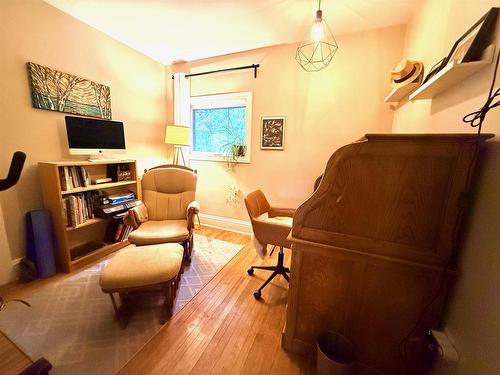 324 Third St S, Kenora, ON 