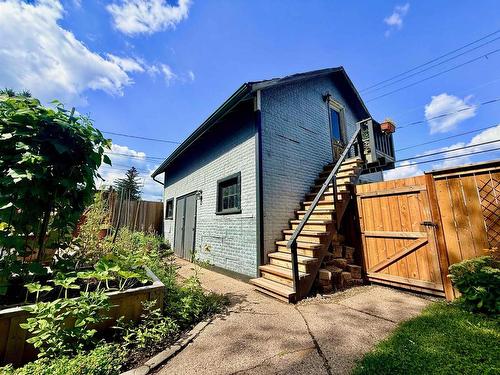 324 Third St S, Kenora, ON 