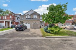 19 Mossgrove Crescent  Brampton, ON L7A 3E6