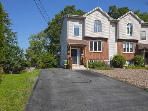 27 Willowbend Court, Bridgewater, NS - Outdoor With Facade
