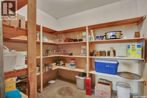2009 Railway Avenue, Laird, SK 