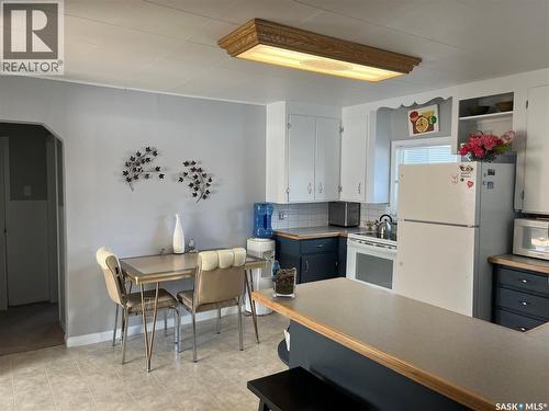 217 7Th Avenue E, Assiniboia, SK 