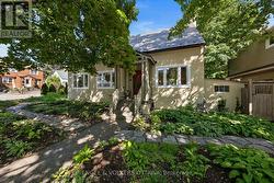 86 IVY CRESCENT  Ottawa, ON K1M 1X6