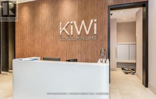 622 - 212 KING WILLIAM STREET , Hamilton, Ontario L8R 3P2 2