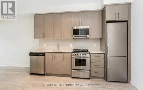 622 - 212 KING WILLIAM STREET , Hamilton, Ontario L8R 3P2 4