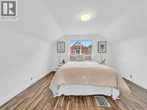 2187 Girardot, Windsor, ON 