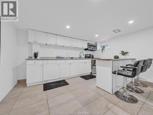 2187 Girardot, Windsor, ON 