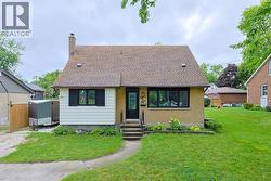808 Rosedale AVENUE Sarnia, ON N7V 2A3