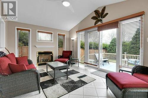401 Phoenix Crescent, Ottawa, ON 