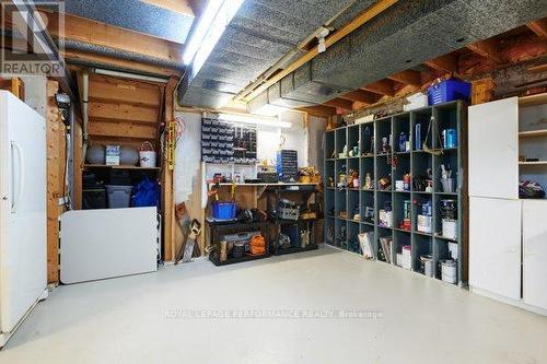 401 Phoenix Crescent, Ottawa, ON 