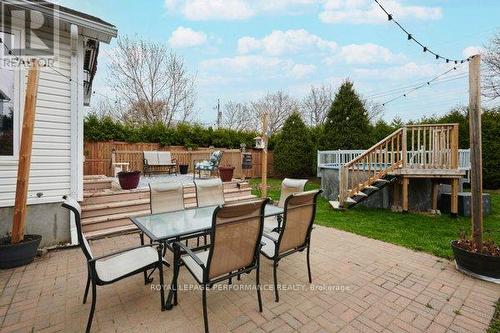 401 Phoenix Crescent, Ottawa, ON 