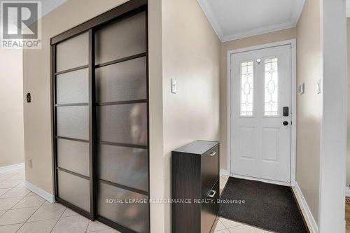 401 Phoenix Crescent, Ottawa, ON 