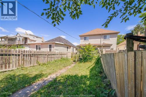 989 Windsor Avenue, Windsor, ON 