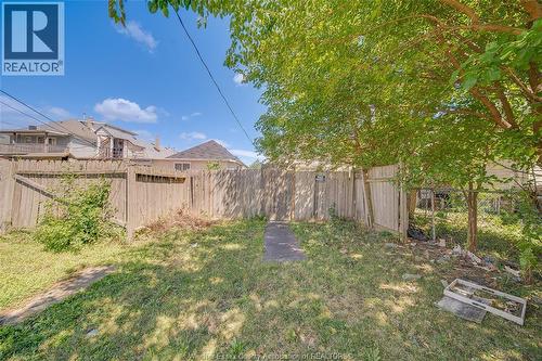 989 Windsor Avenue, Windsor, ON 
