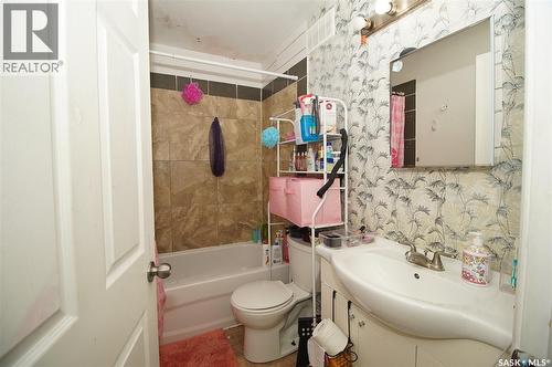 A B 417 Robinson Street, Regina, SK 