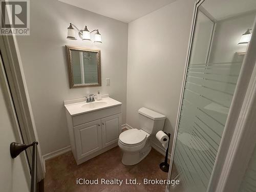 2067 Hunters Wood Drive, Burlington, ON 