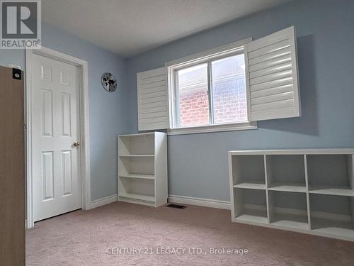 385 Comiskey Crescent, Mississauga, ON 