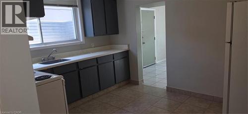 18 High Street, Waterloo, ON 