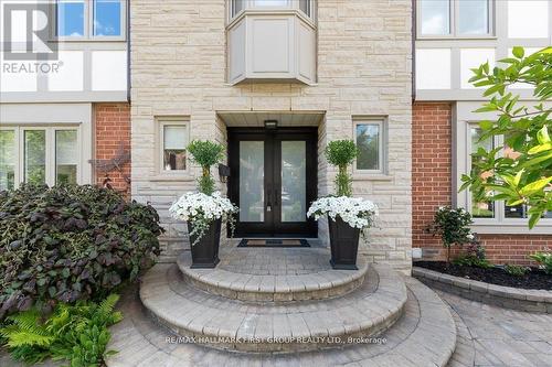 986 Mountcastle Crescent, Pickering, ON 