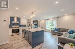29 SHELLEY LANE Barrie, ON L4N 4W4