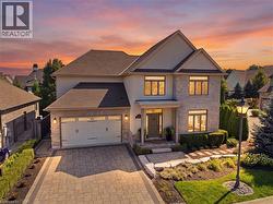 4 MERITAGE Lane Niagara-On-The-Lake, ON L0S 1J0