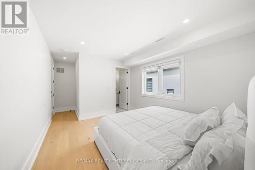 1362 Kenmuir Avenue, Mississauga, ON 