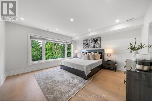 1362 Kenmuir Avenue, Mississauga, ON 