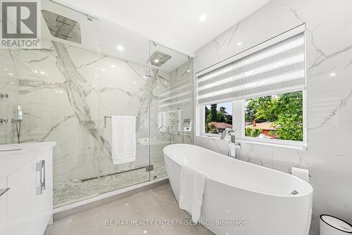 1362 Kenmuir Avenue, Mississauga, ON 