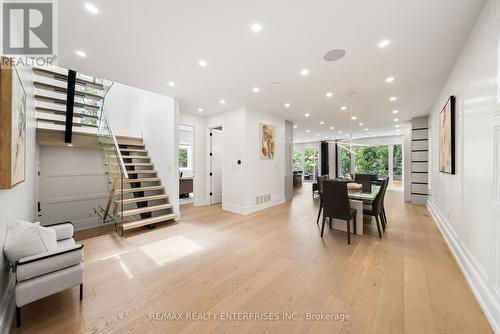 1362 Kenmuir Avenue, Mississauga, ON 