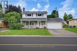 2306 RYDER STREET  Ottawa, ON K1H 6X5
