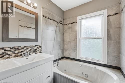 62 Cedar Avenue, Hamilton, ON 