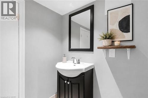 62 Cedar Avenue, Hamilton, ON 
