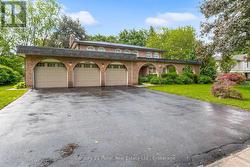 1482 CAULDER DRIVE Oakville (Mo Morrison), ON L6J 5S9