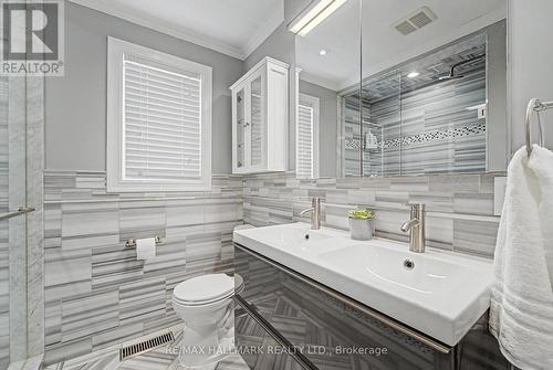 Main Bathroom double sinks-modern + storage - 52 Colonel Danforth Trail, Toronto, ON 