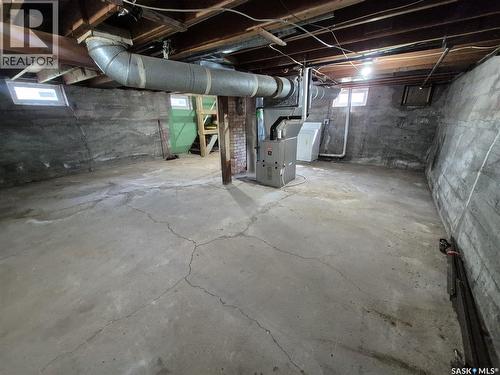 111 9Th Street Ne, Weyburn, SK 