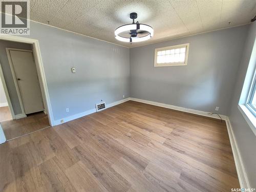 111 9Th Street Ne, Weyburn, SK 