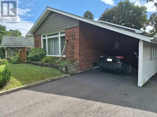 40 MEADOWLAND DRIVE , Brampton, Ontario L6W 2R4 4