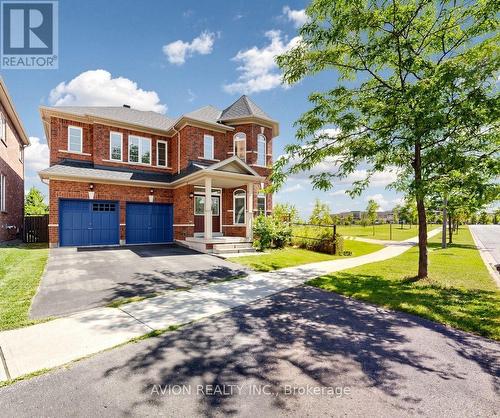 107 ALEXANDER LAWRIE AVENUE  Markham, ON L6E 0J7