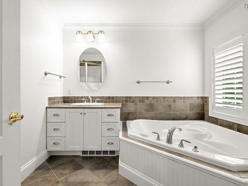 74 Golf Links Road, Bedford, NS 