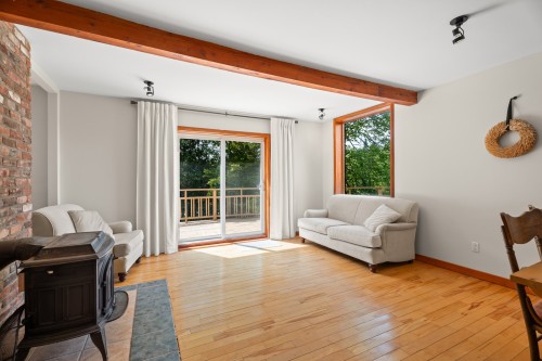 Family Room - 2506 Rue Du Centre, Val-David, QC 
