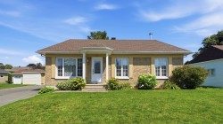 60 Rue Ernest-Cormier Québec (Beauport), QC G1C 4T4