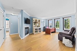 Salon - 