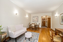 Salon - 