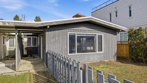 746 Raymer Avenue  Kelowna, BC V1X 2Z8