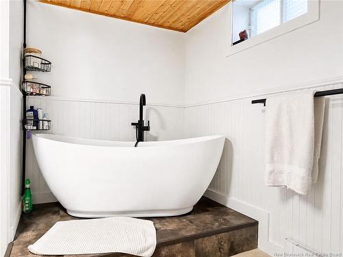 11 Charles, Rogersville, NB 