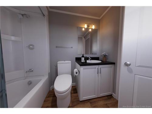 95 River East Dr, Riverview, NB 