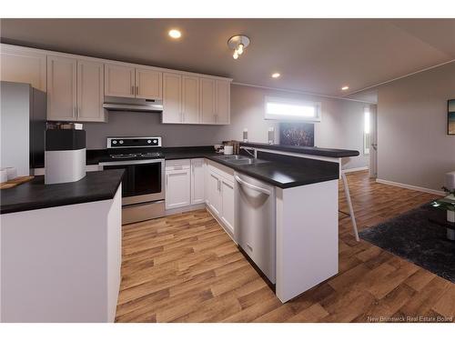 95 River East Dr, Riverview, NB 